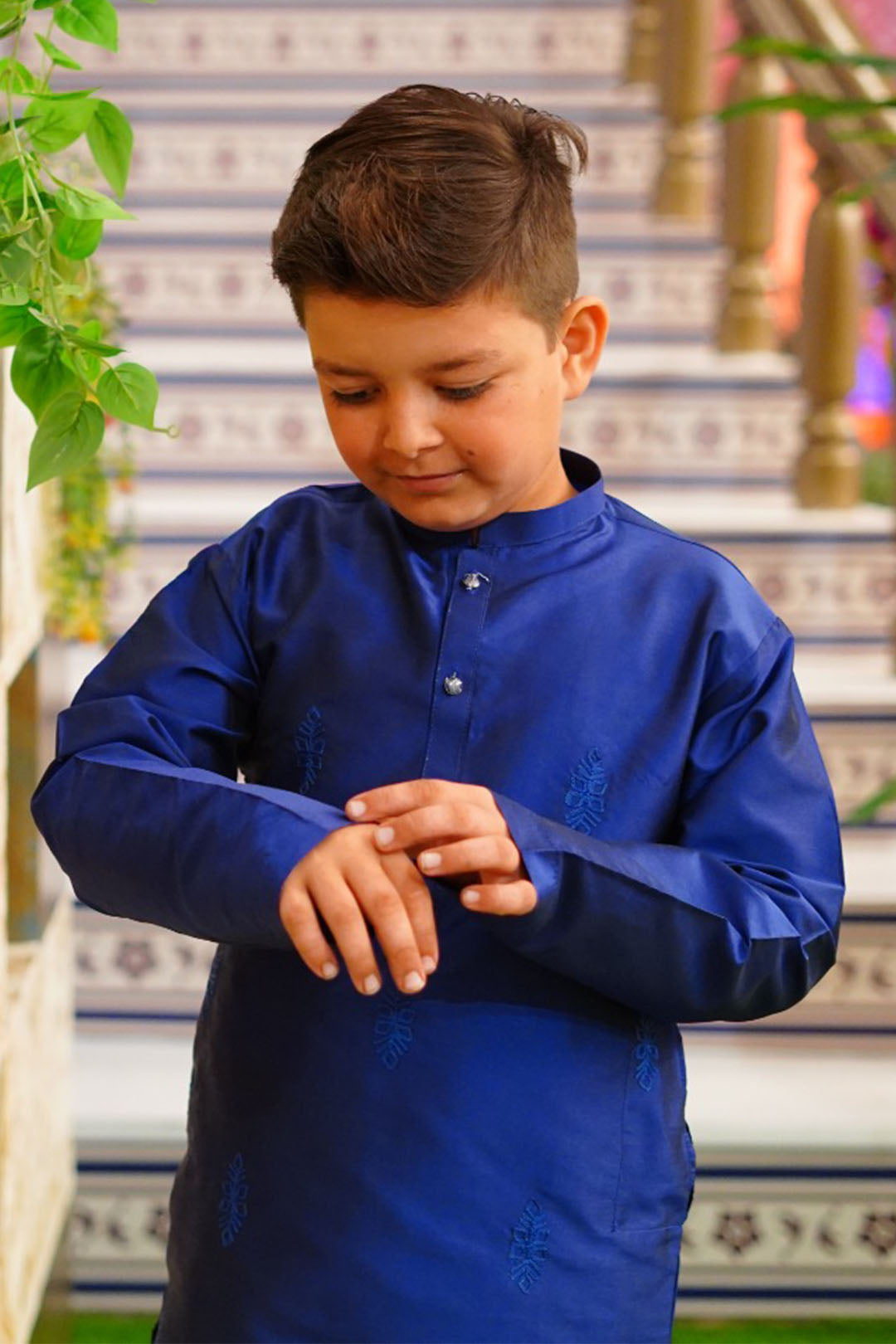 Embroidered Lychee Silk Kurta Suit | SHIREEN | B2203