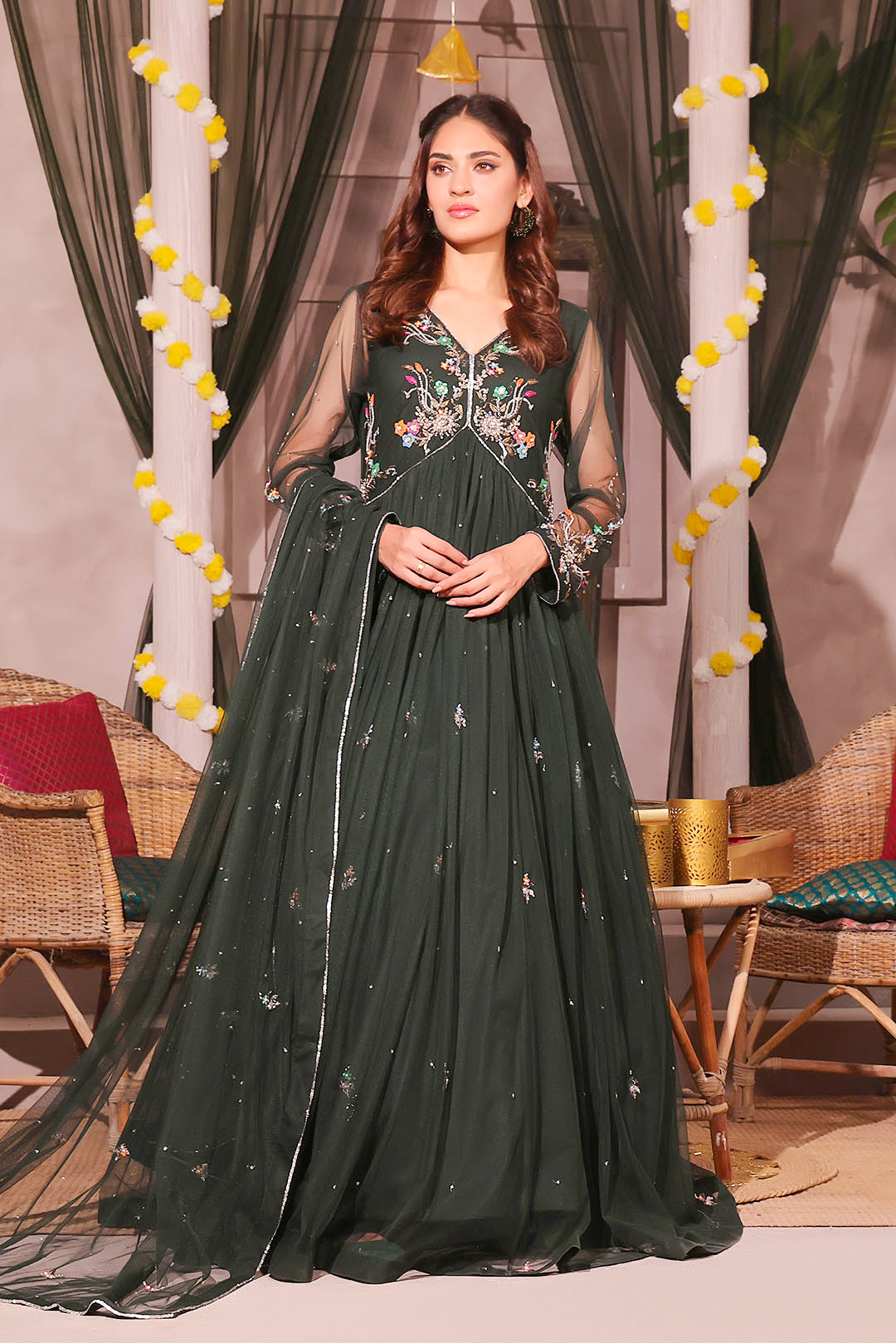 Handwork Embroidered Long Maxi | SHENDI | M202303 SANA'S Handwork Embroidered Long Maxi | SHENDI | M202303 SANA'S