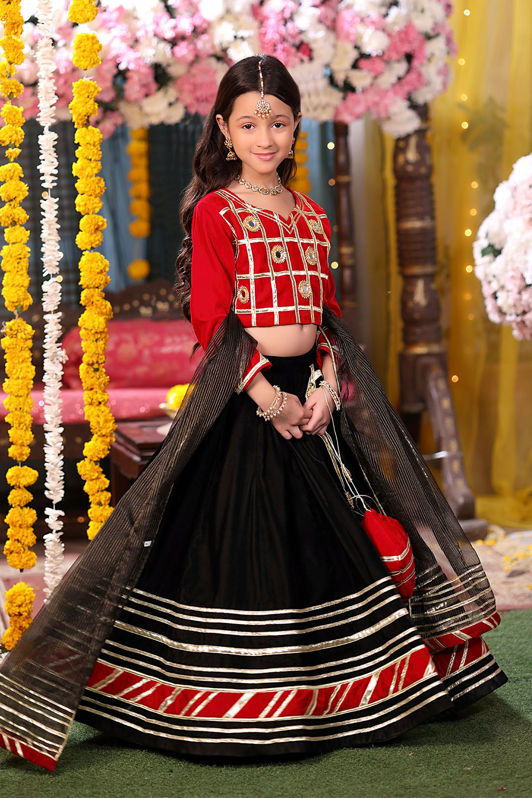 Gotta Mirror Work Velvet Lehenga Choli | SHENDI | L3276