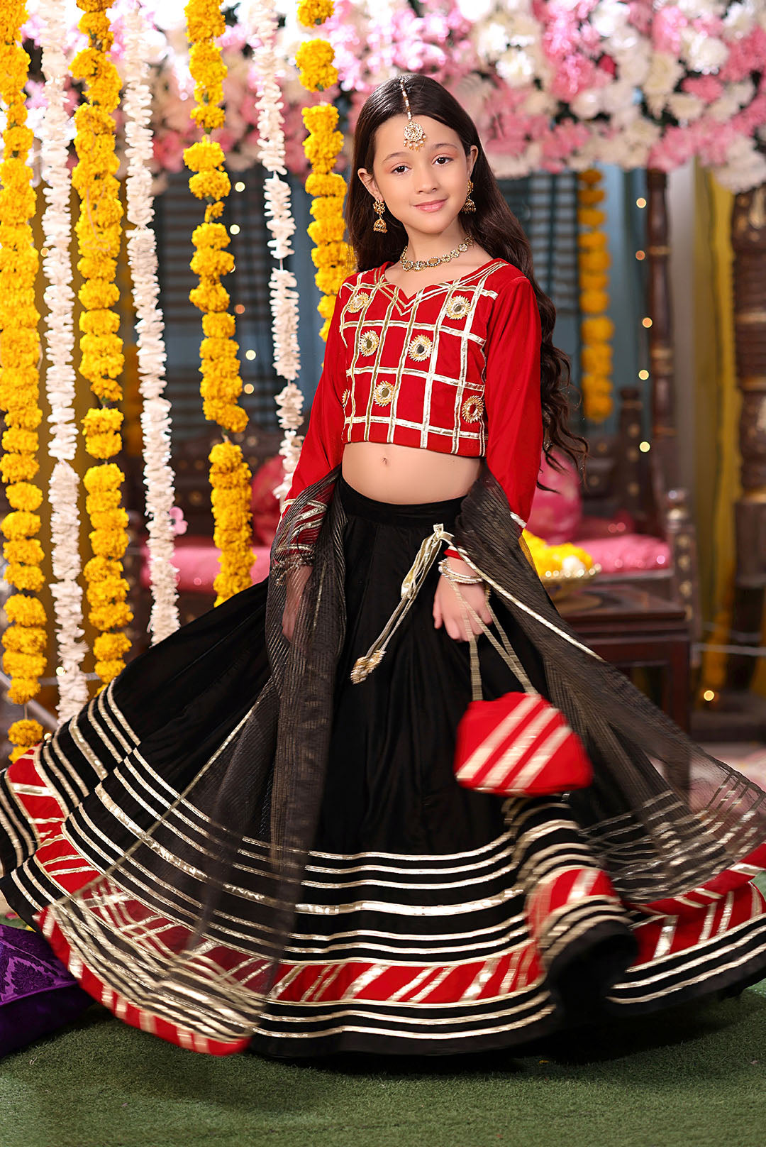 Gotta Mirror Work Velvet Lehenga Choli | SHENDI | L3276