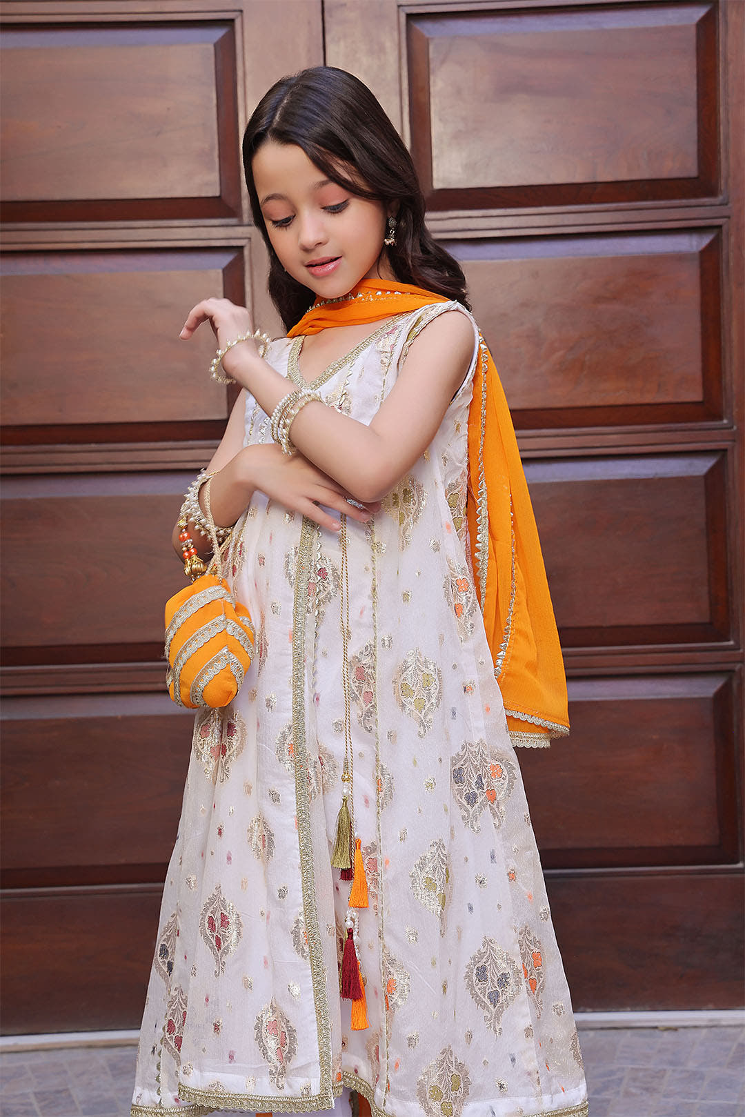 SANA'S girls 3pcs Pakistan occasion wear