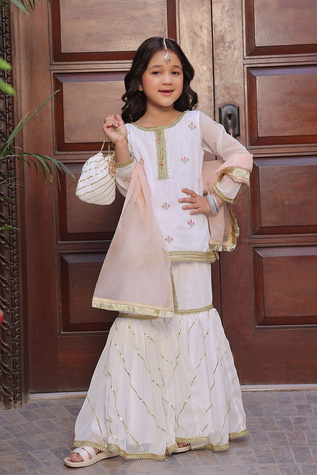 SANA'S girls gharara Pakistan occasion wear