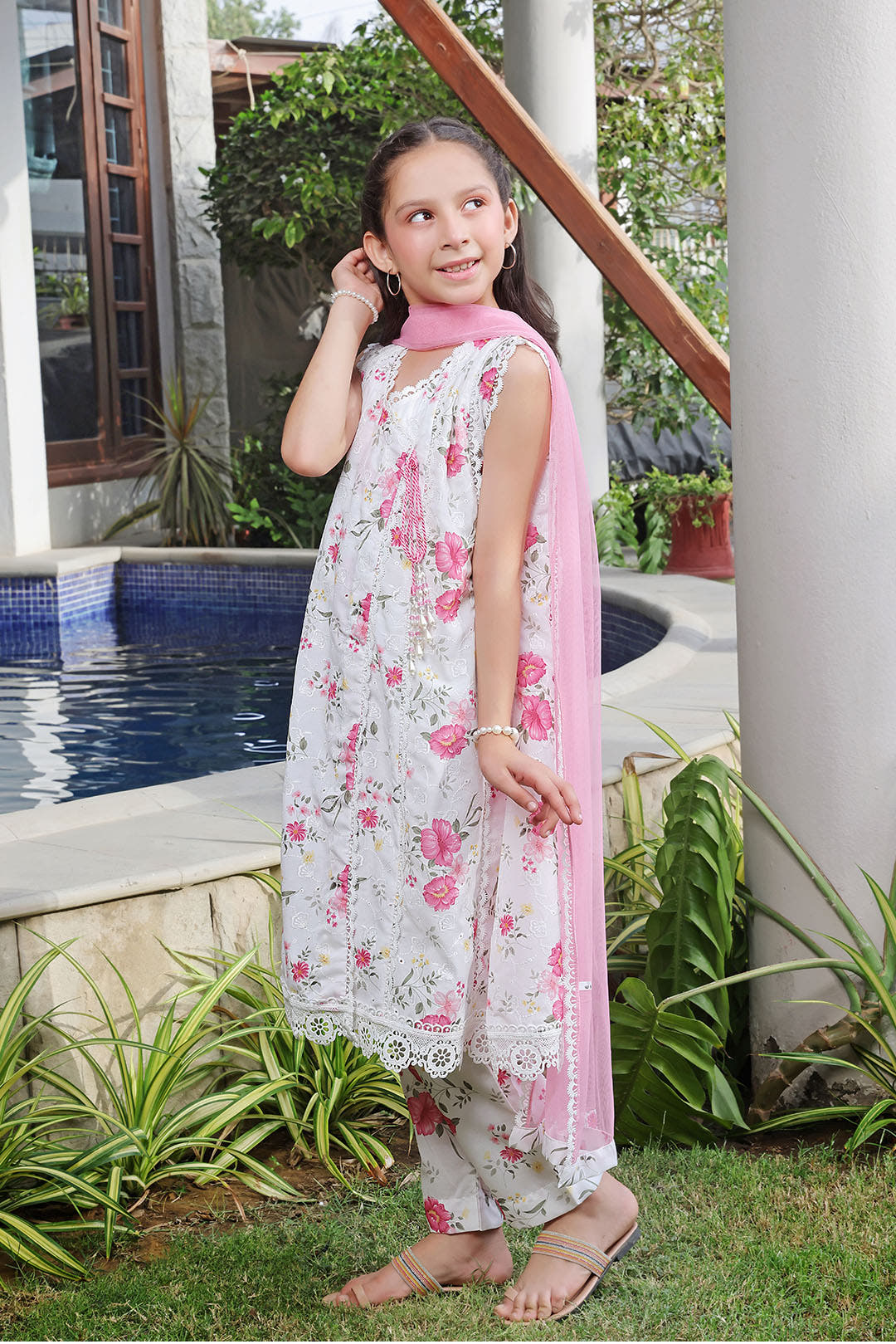 SANA'S printed cotton suit Pakistan occasion wear