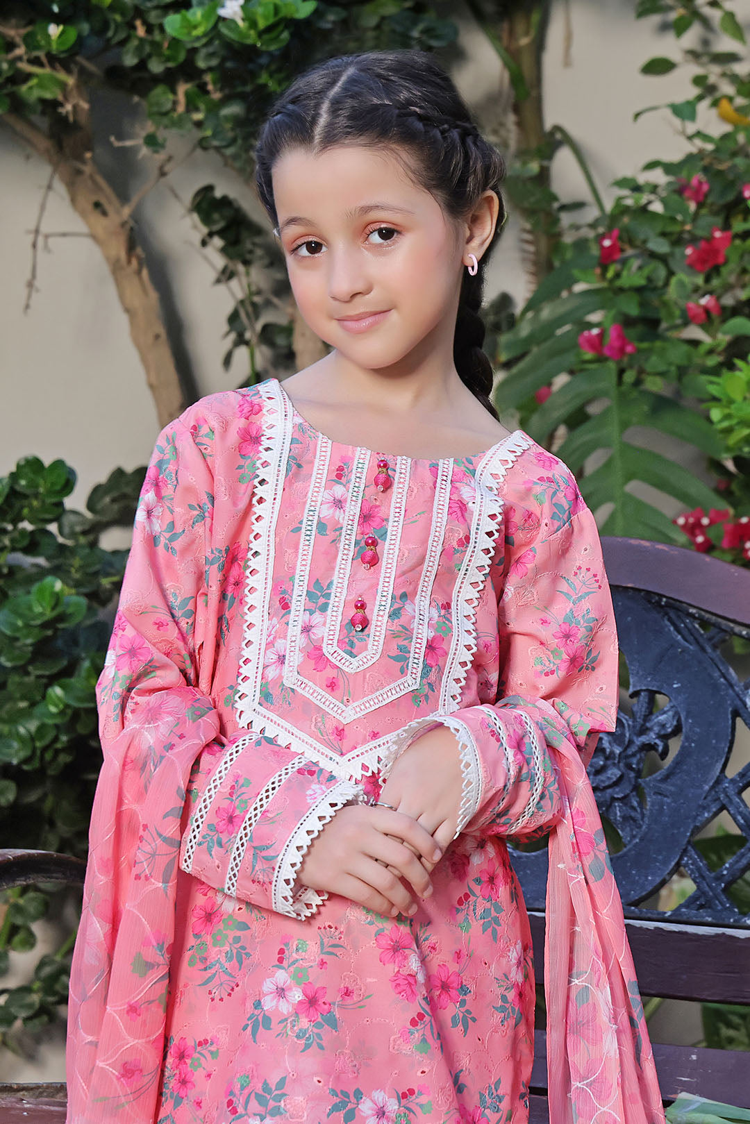 Floral Printed Lawn Chicken Kari 3pc Suit | S-Prints | G3267