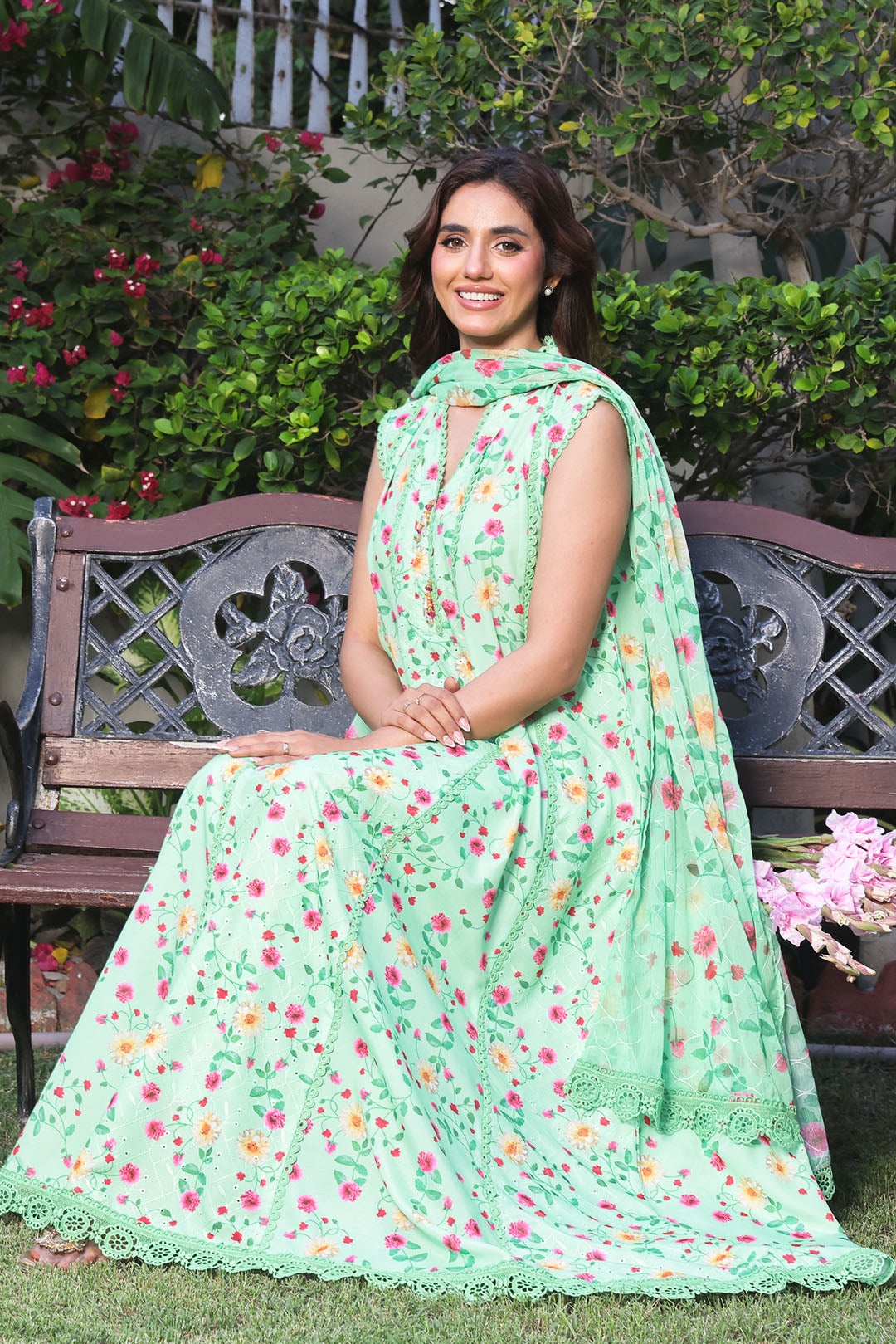 Floral Printed Lawn Chicken Kari 3pc Suit | S-Prints | S123265