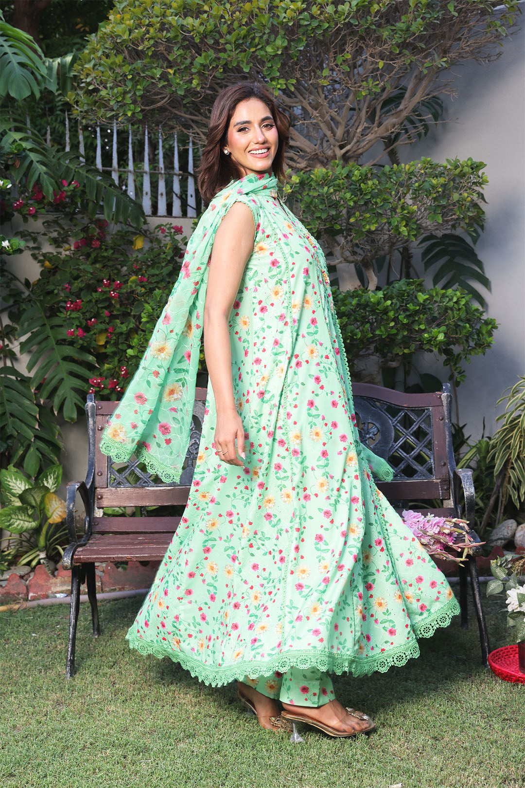 Floral Printed Lawn Chicken Kari 3pc Suit | S-Prints | S123265