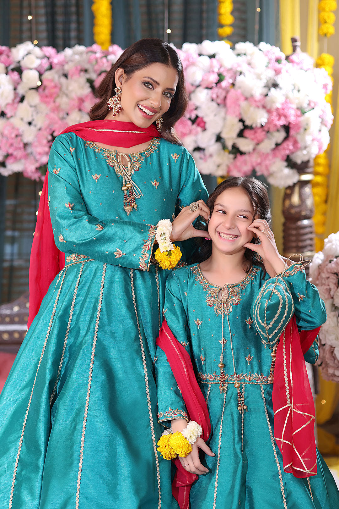 SANA'S ladies maxi Pakistan occasion wear