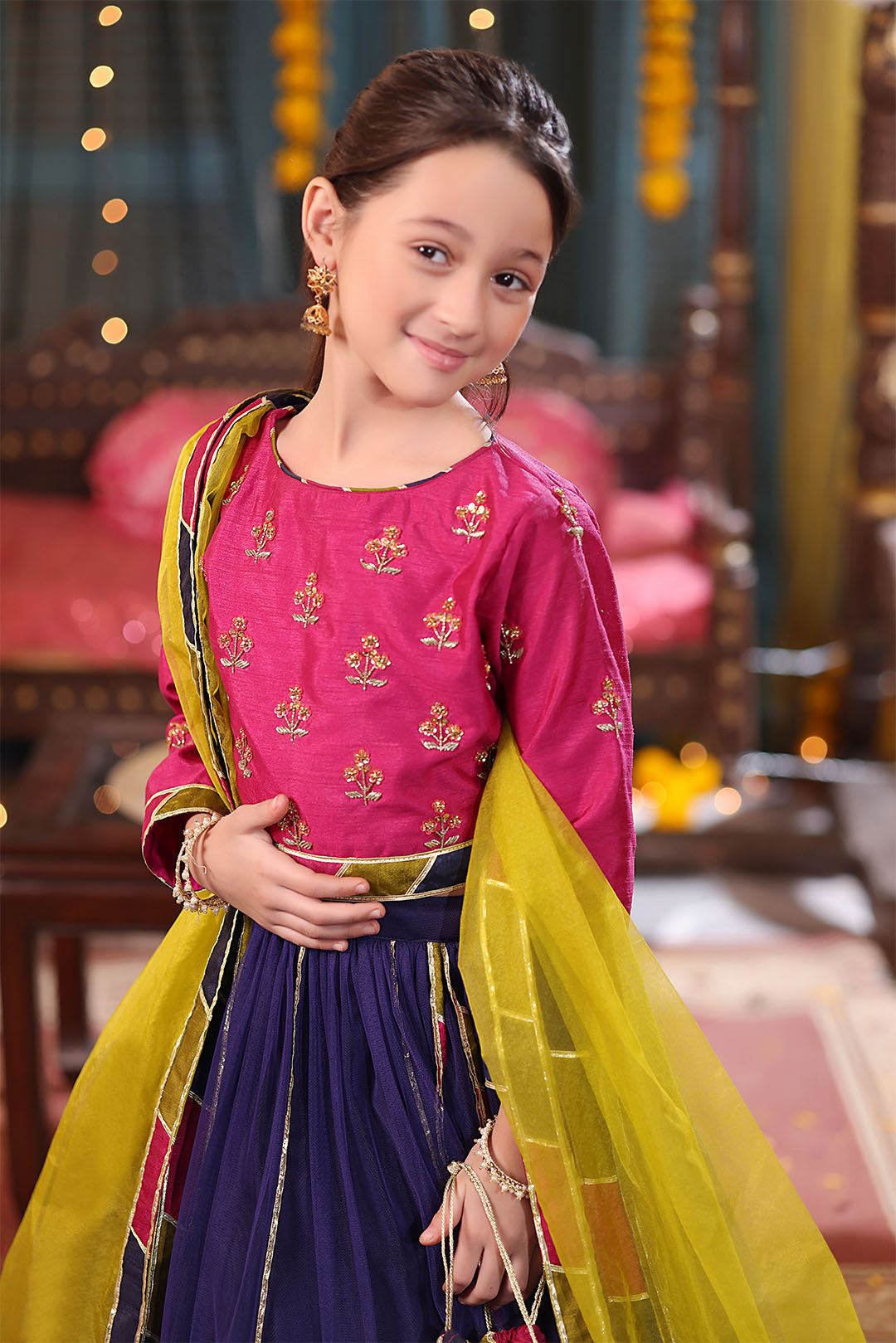 HANDWORK EMBROIDERED RAW SILK & NET LEHENGA CHOLI SHENDI | L3281