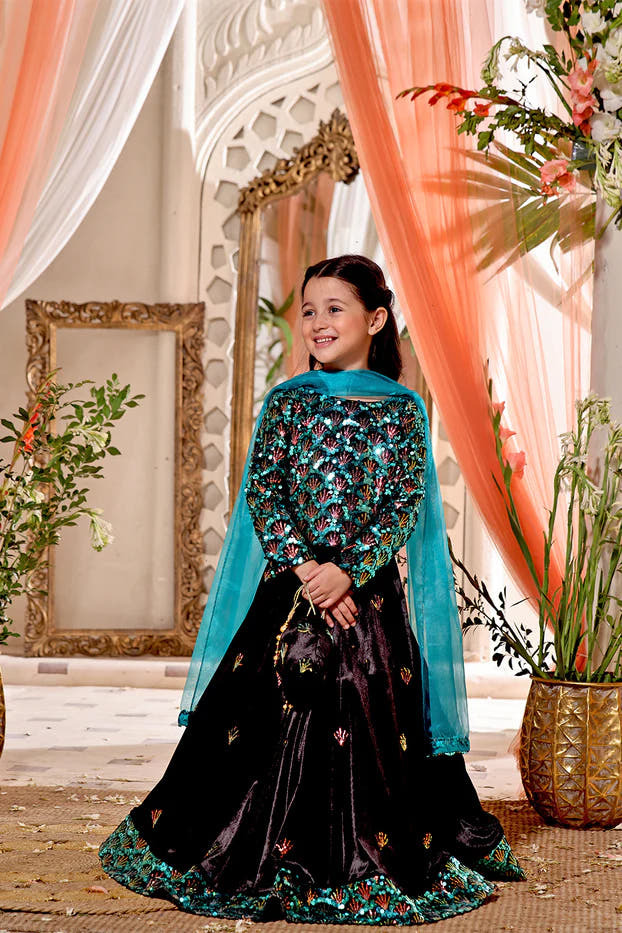 SANA'S velvet maxi dress Pakistan occasion wear