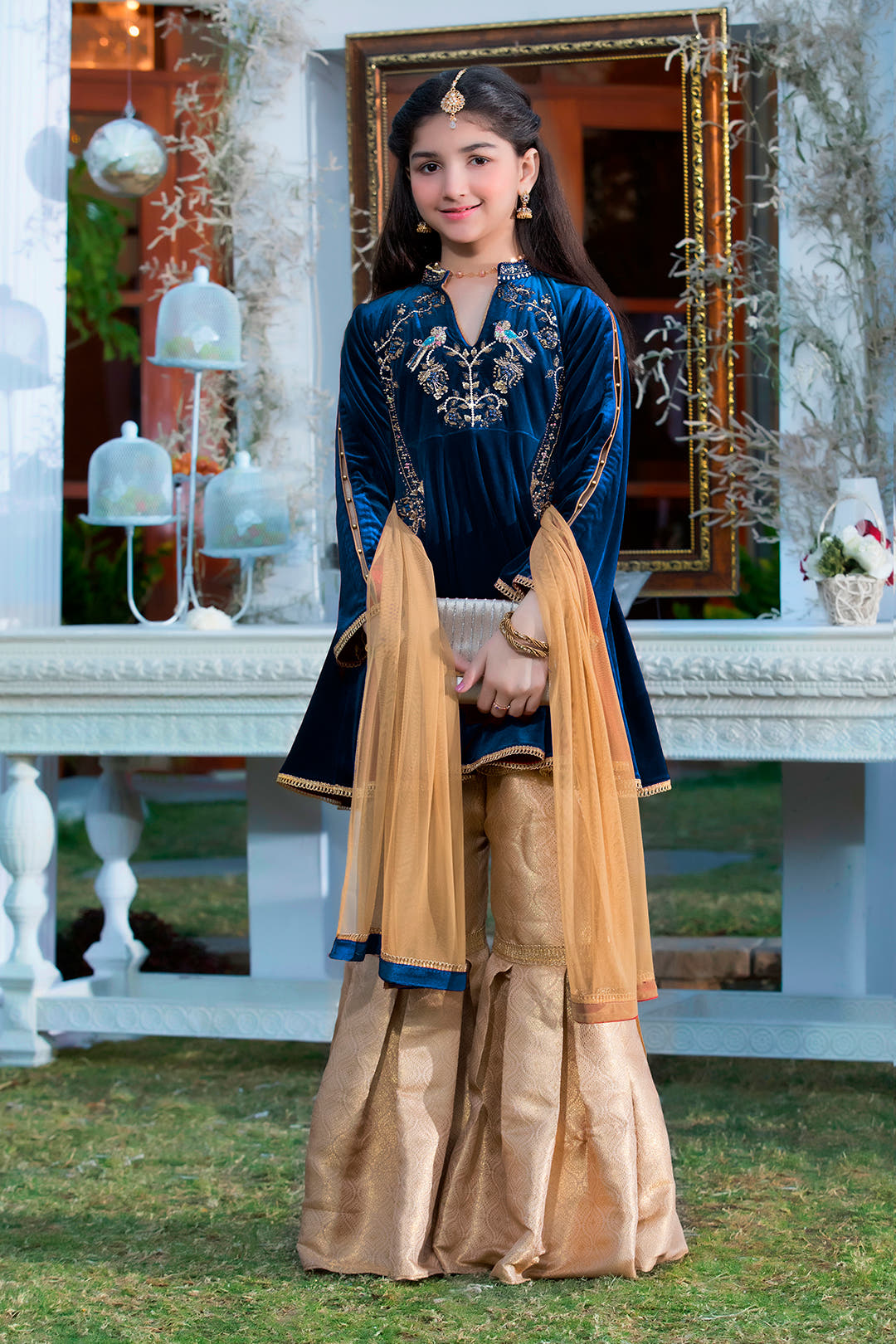 SANA'S red embroidered gharara suit Pakistan occasion wear