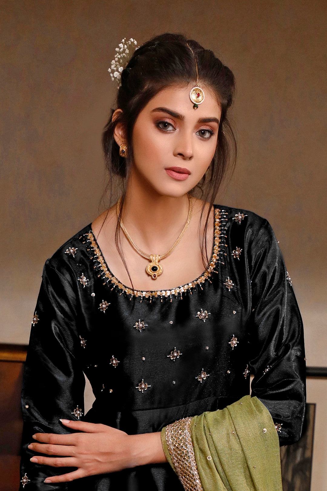 Taffeta Hand Work Embroidered Maxi | Meerab Festive Edit | M20198