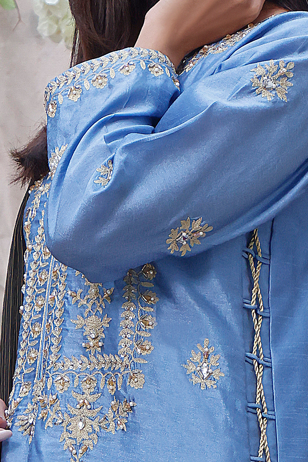 Raw Silk Aari Embroidered 3pc Luxury Pret | MEHRU | s202174