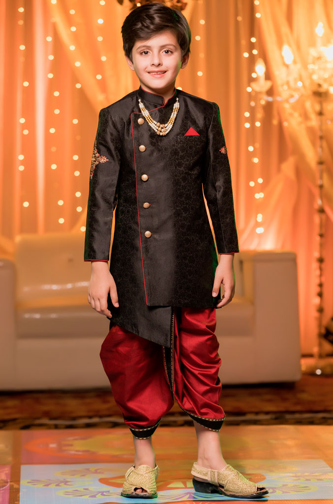 Embroidered Banarsi Dhoti Suit | FW18 | B552