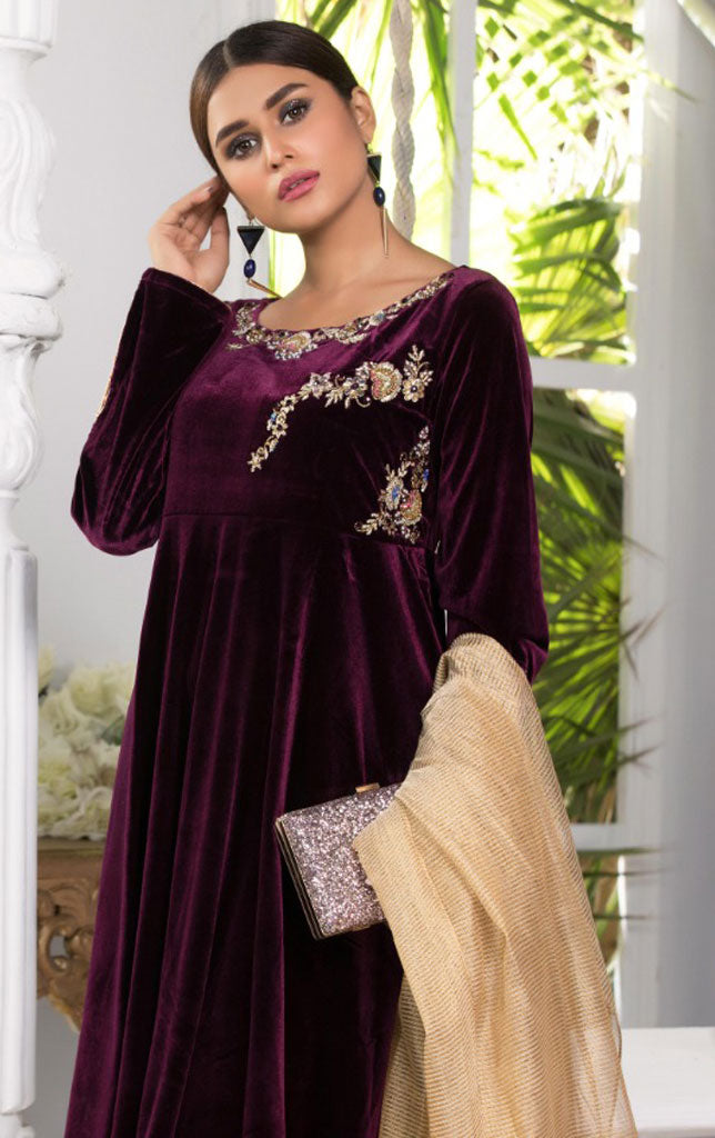 Hand Work Embroidered Velvet 3pc Suit | WWC18 | S788 - SANA'S