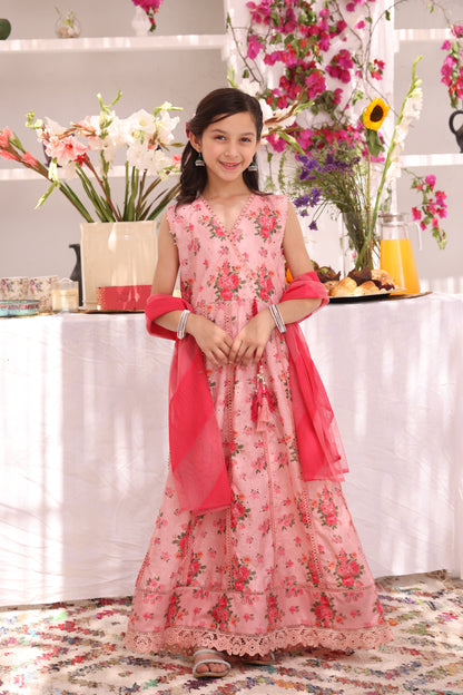 Floral Printed Lawn Chicken Kari 3pc Suit | ZEB | S3290