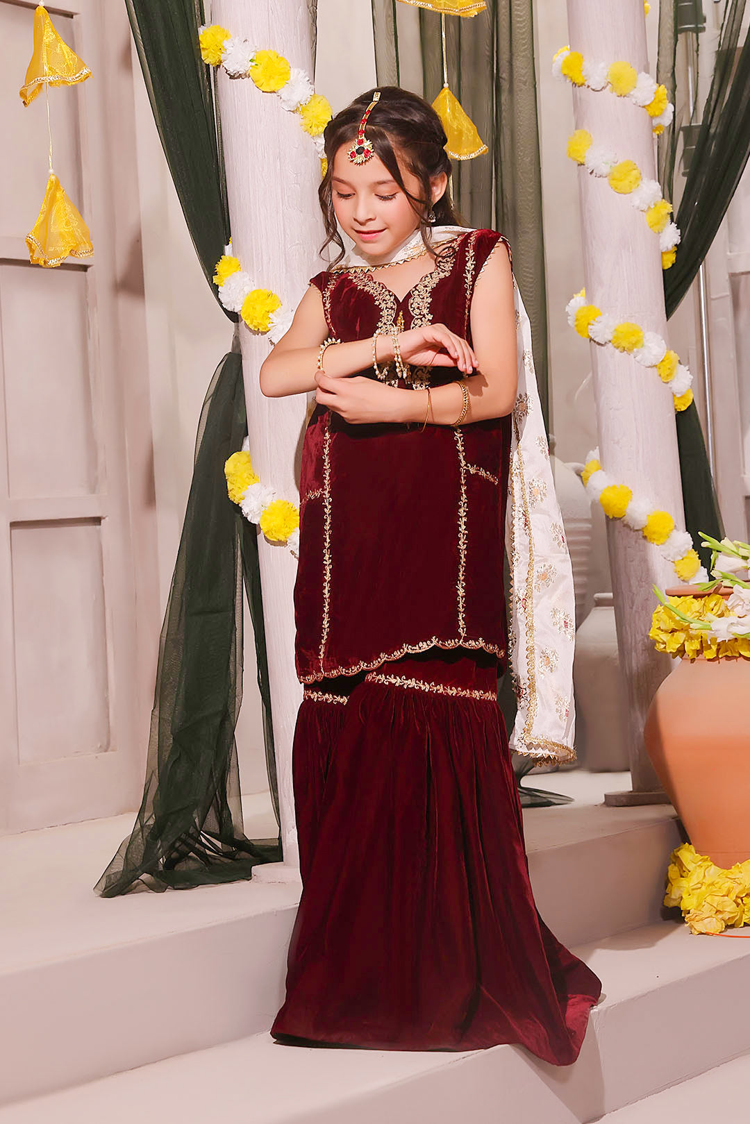 Aari Embroidery Velvet Gharara Suit | SHENDI | G3205