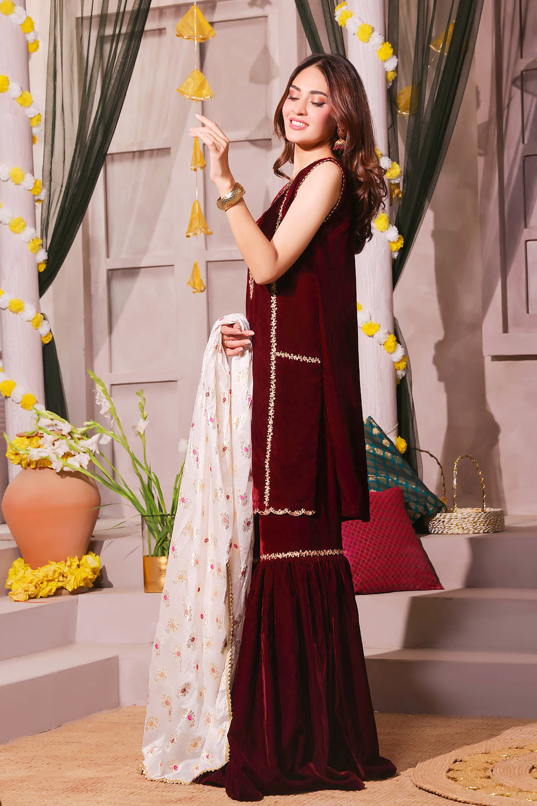 Aari Embroidery Velvet Gharara Suit | SHENDI | G123205