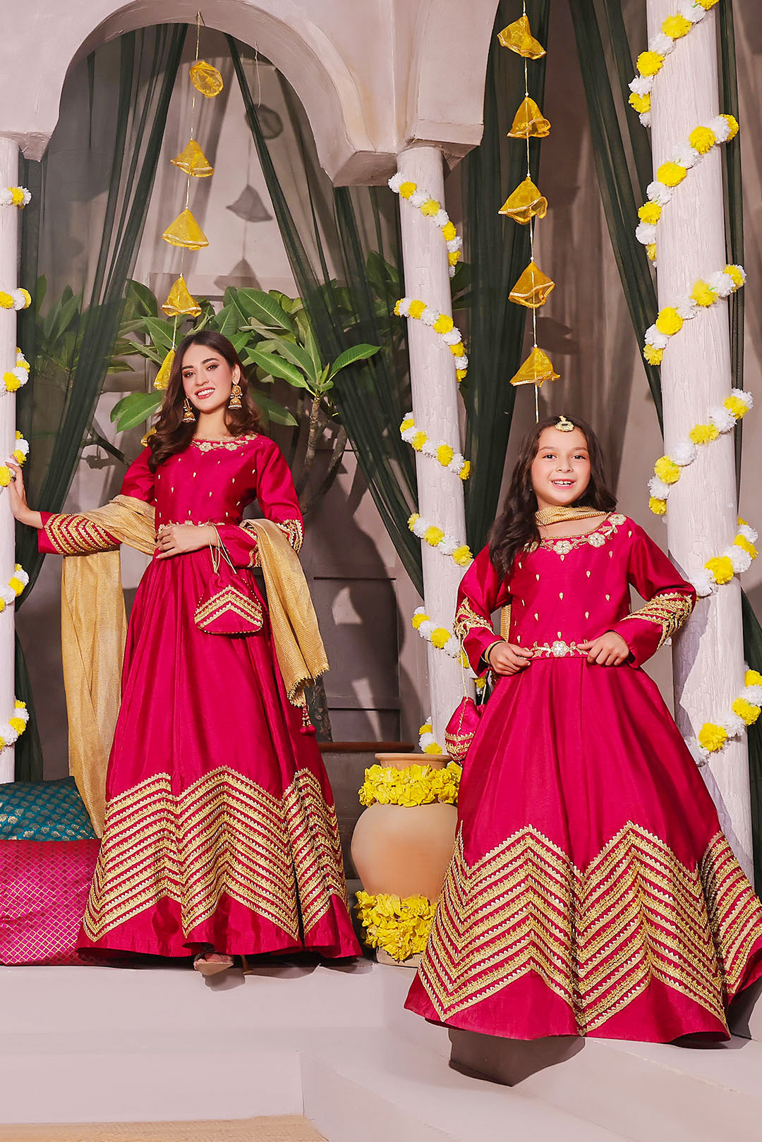 Handwork Embroidered Lehenga Choli | SHENDI | L123195