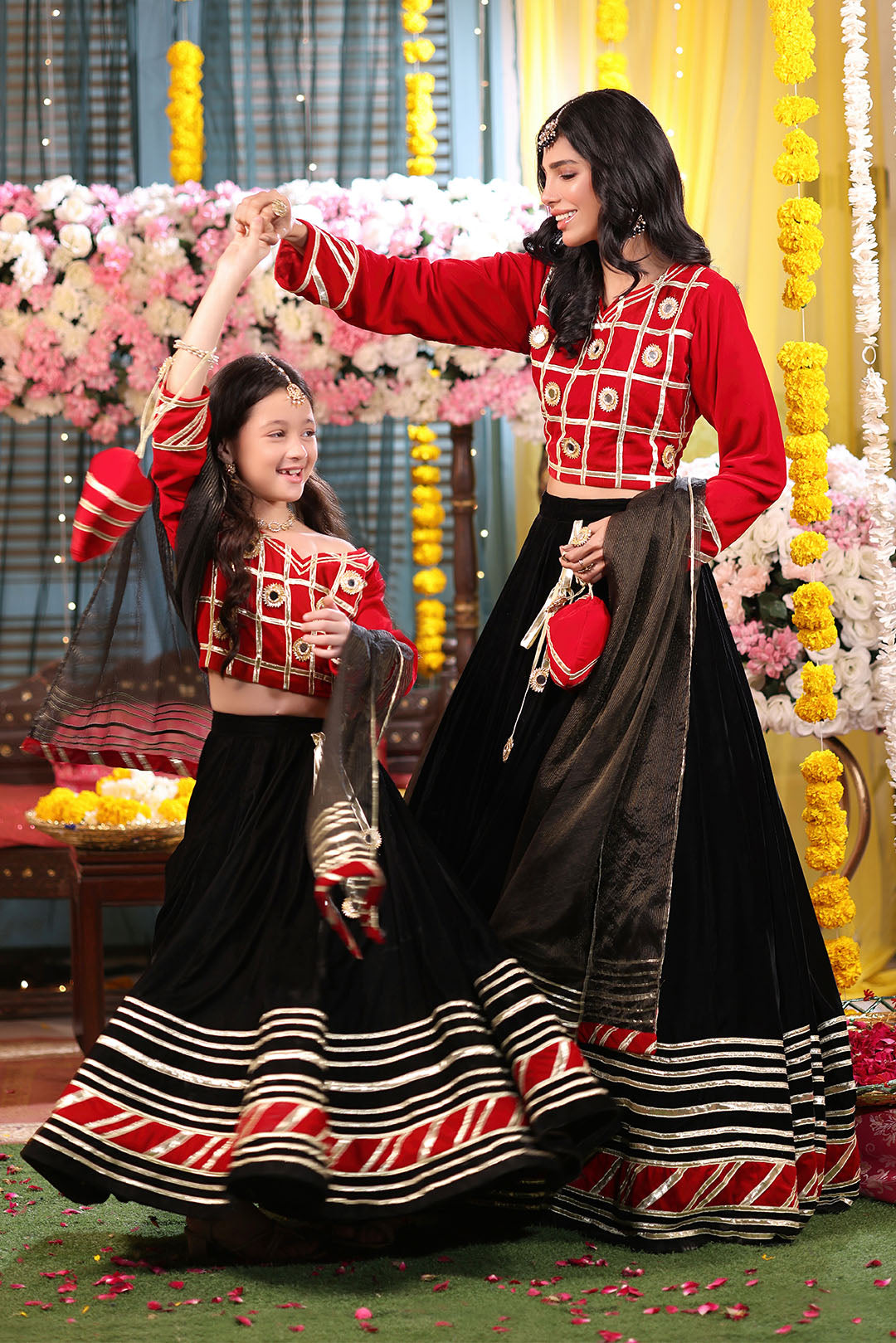 Gotta Mirror Work Velvet Lehenga Choli | SHENDI | L3276