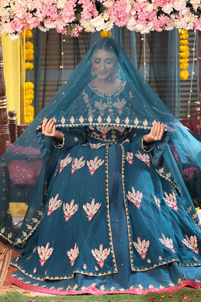 Aari Embroidered Raw Silk Maxi | SHENDI | L202405