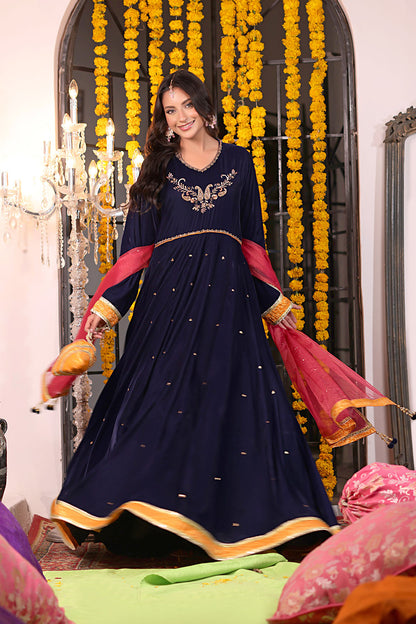 Handwork Motif Embroidered Velvet Maxi | SHENDI | M123280