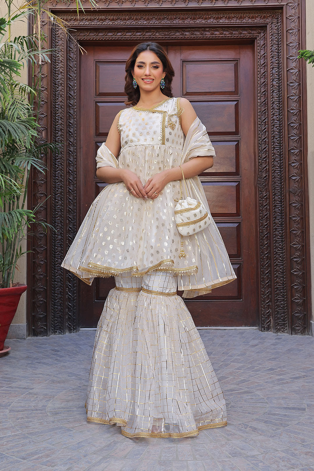 SANA'S ladies gharara Pakistan occasion wear