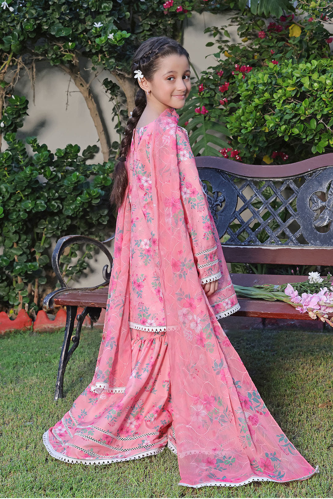 SANA'S printed lawn suit Pakistan occasion wear