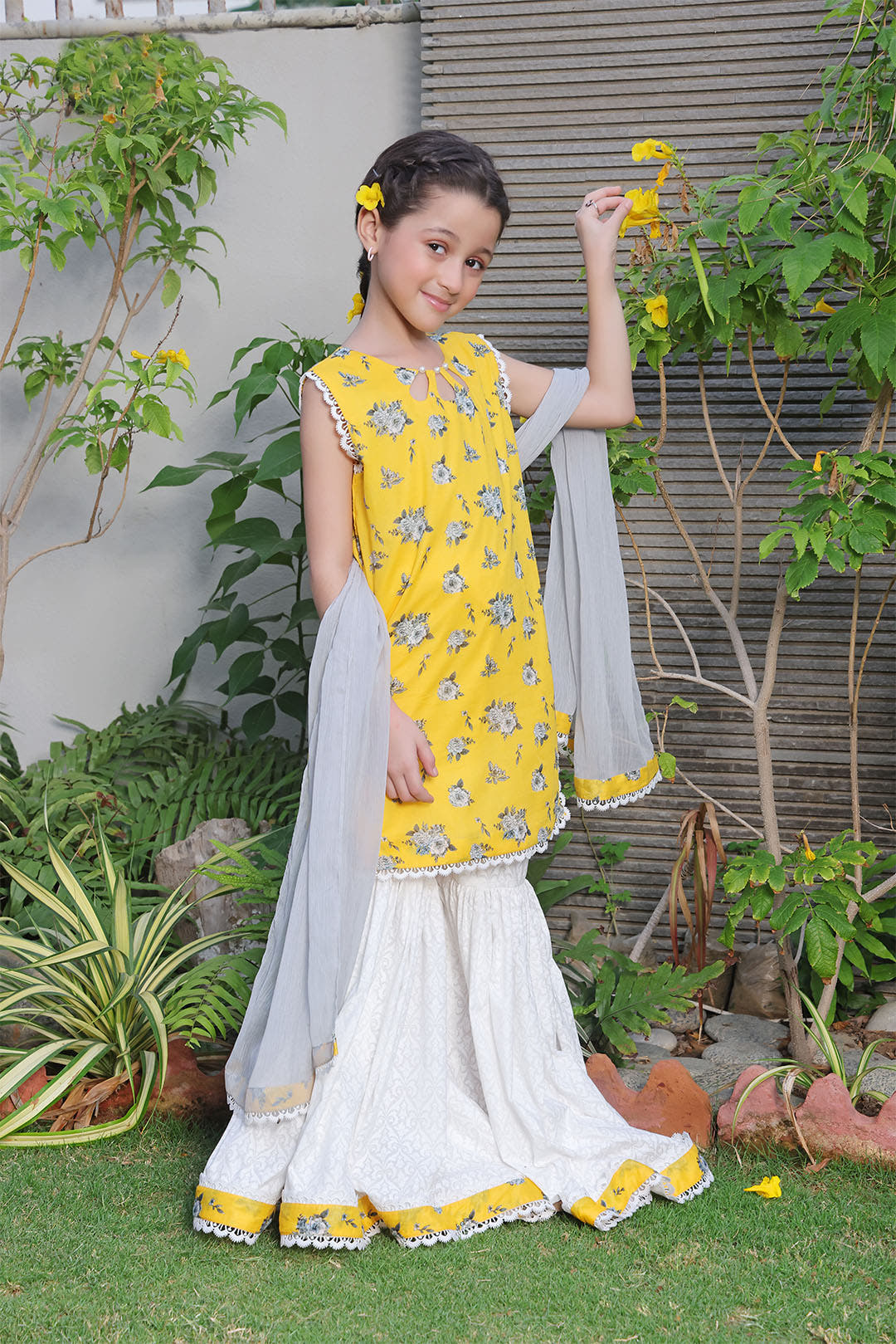 SANA'S printed cotton suit Pakistan occasion wear