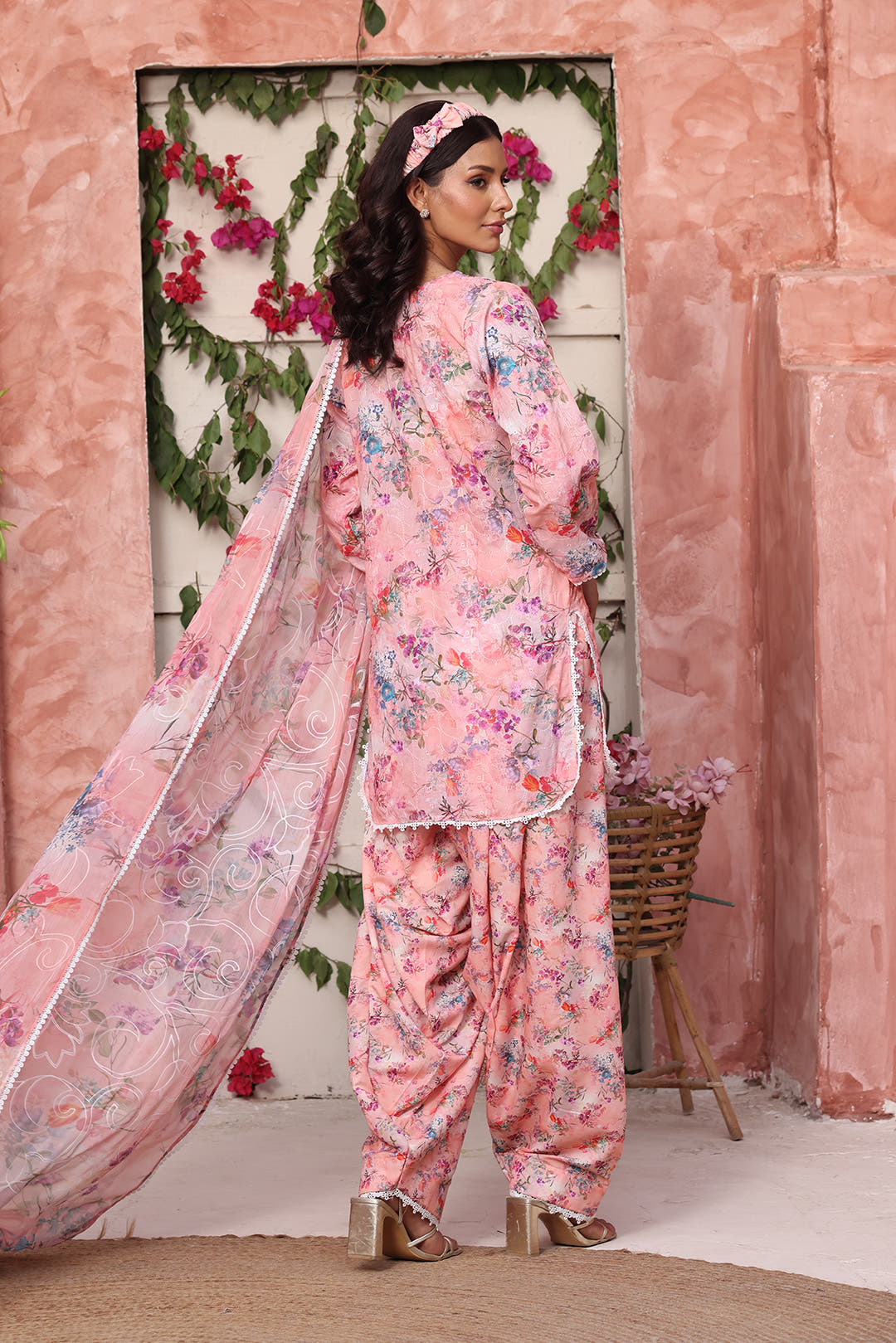 SANA'S printed lawn suit Pakistan occasion wear
