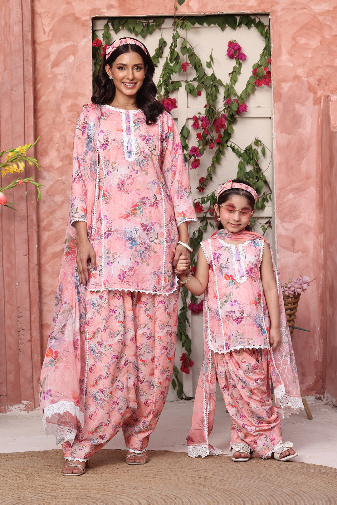 Floral Printed Lawn Chicken Kari 3pc Suit | S-Prints | S123295