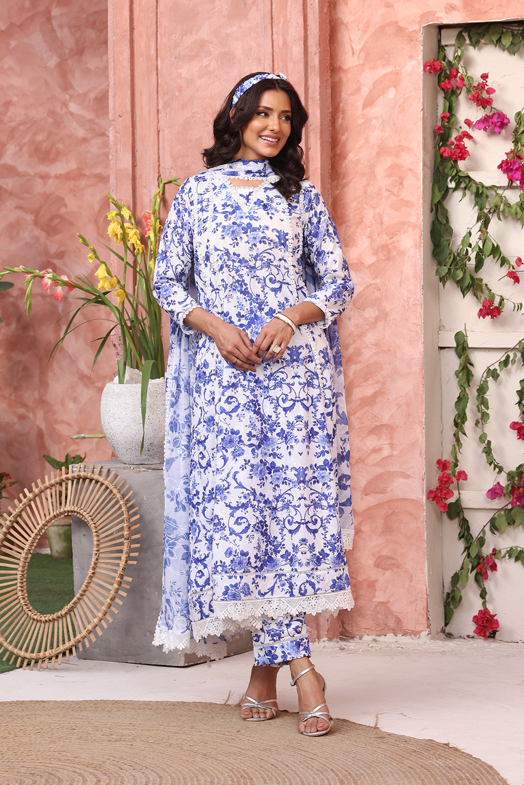 Floral Printed Lawn Chicken Kari 3pc Suit | S-Prints | S123294