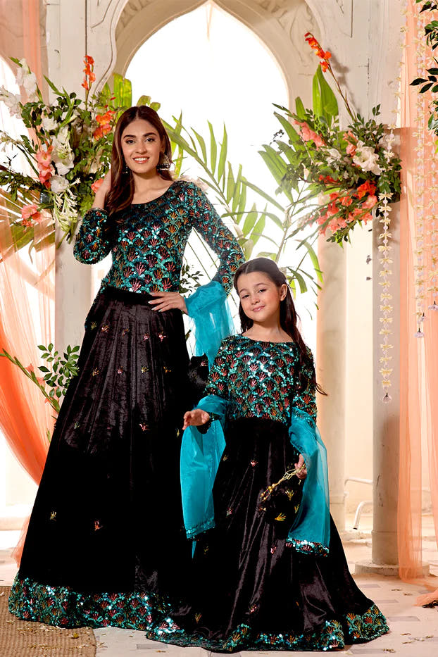 SANA'S velvet maxi dress Pakistan occasion wear