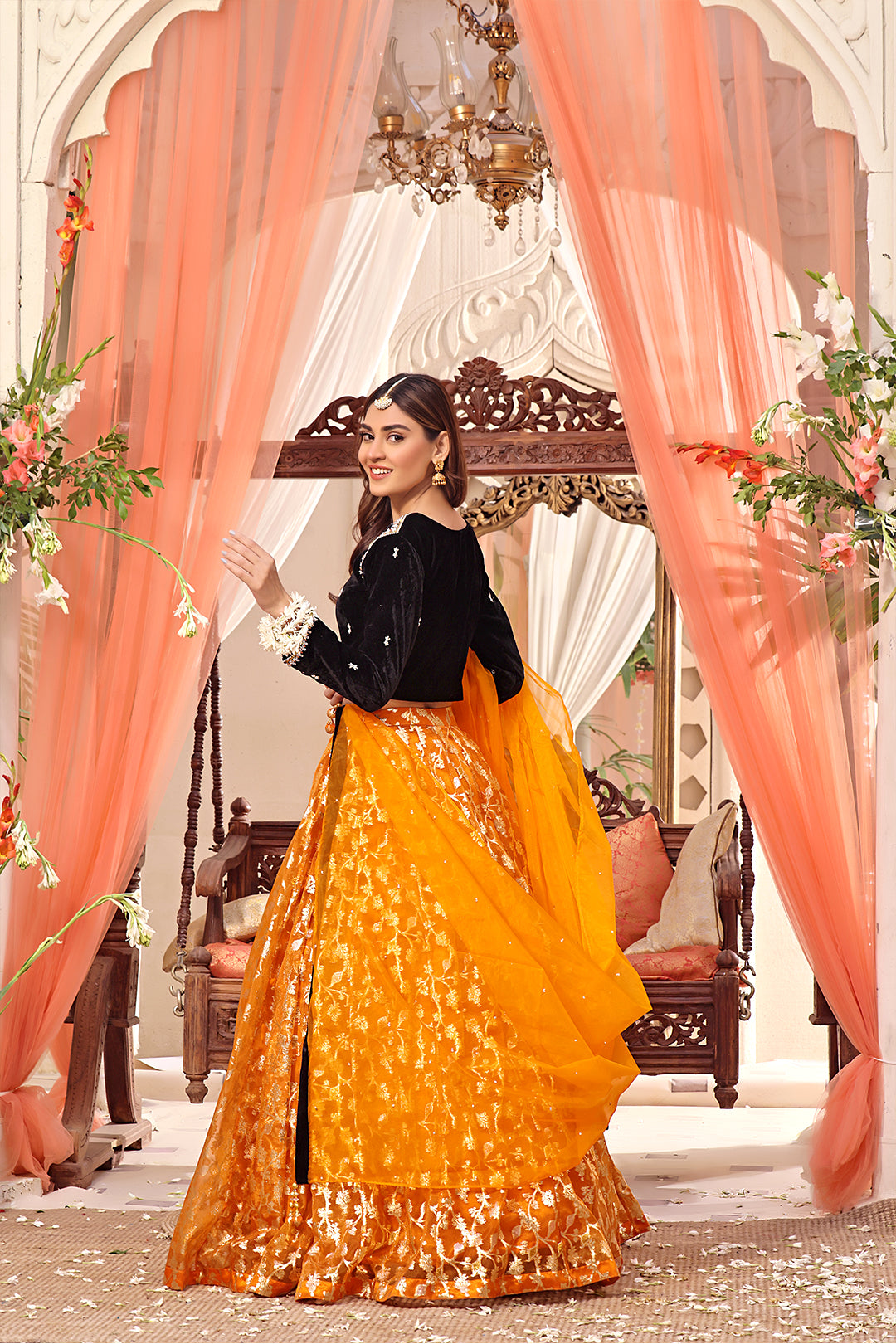 Velvet & Organza Lorex Lehenga Choli | SHENDI | L123196