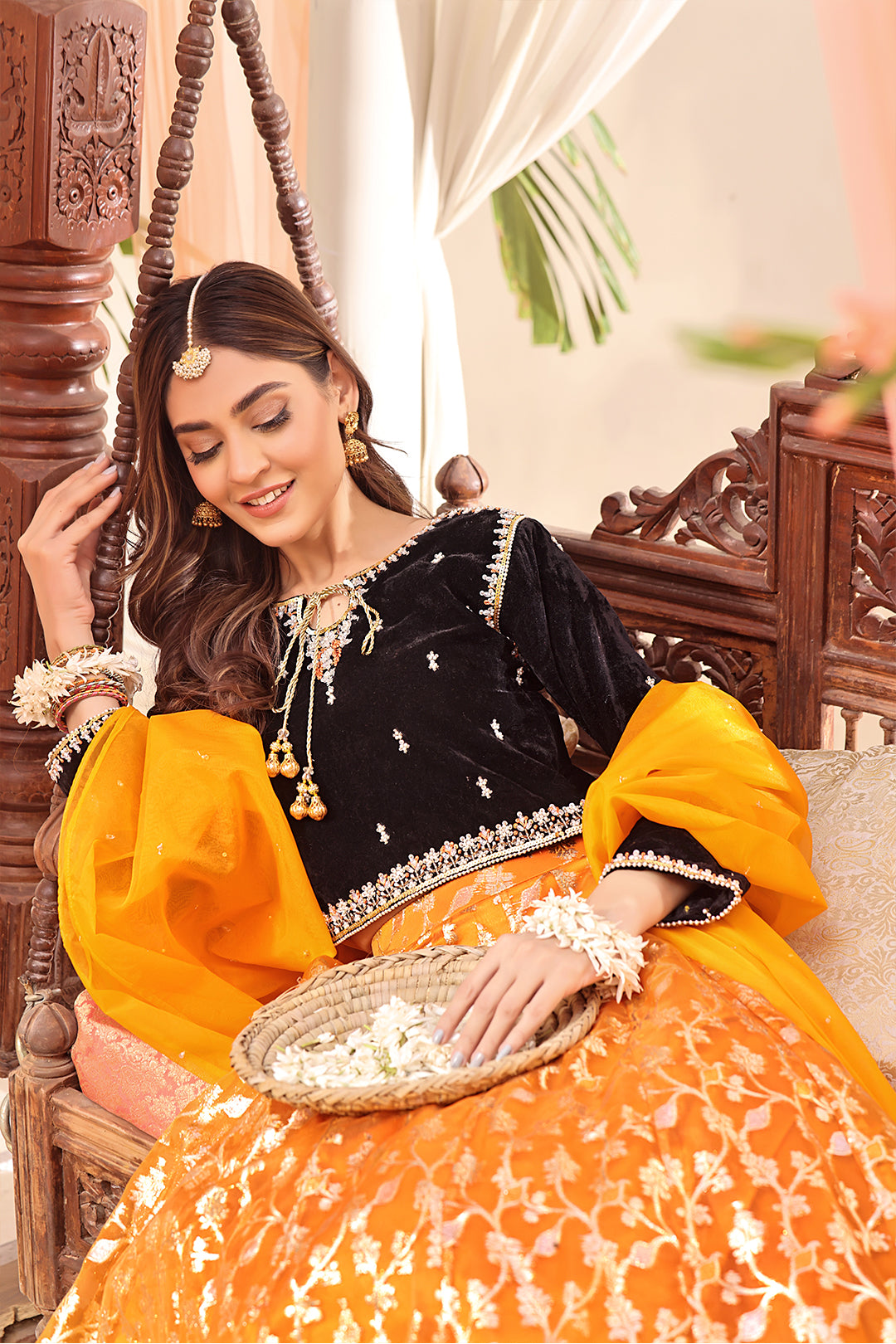 Velvet & Organza Lorex Lehenga Choli | SHENDI | L123196
