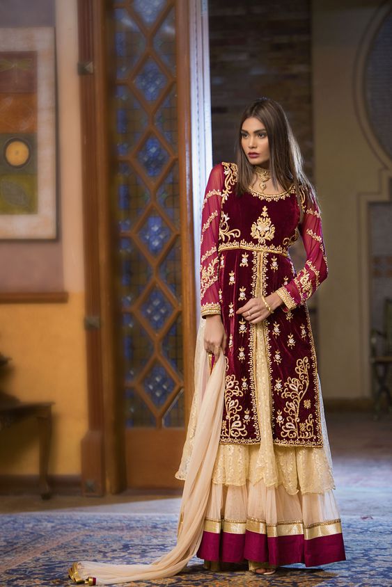 Embroidered Velvet Sharara | FC16 | 12270 - SANA'S