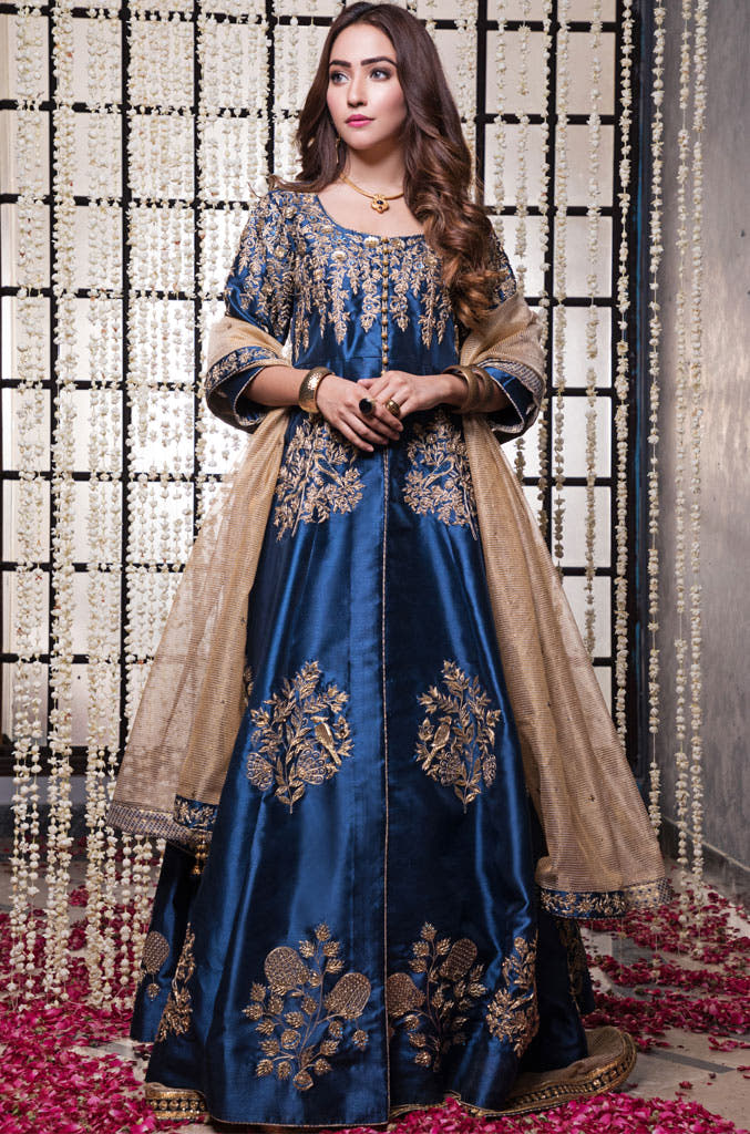 SANA'S red embroidered lehenga Pakistan wedding wear