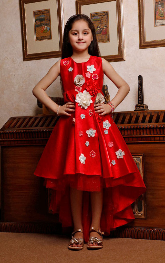 SANA'S red frock Pakistan occasion wear