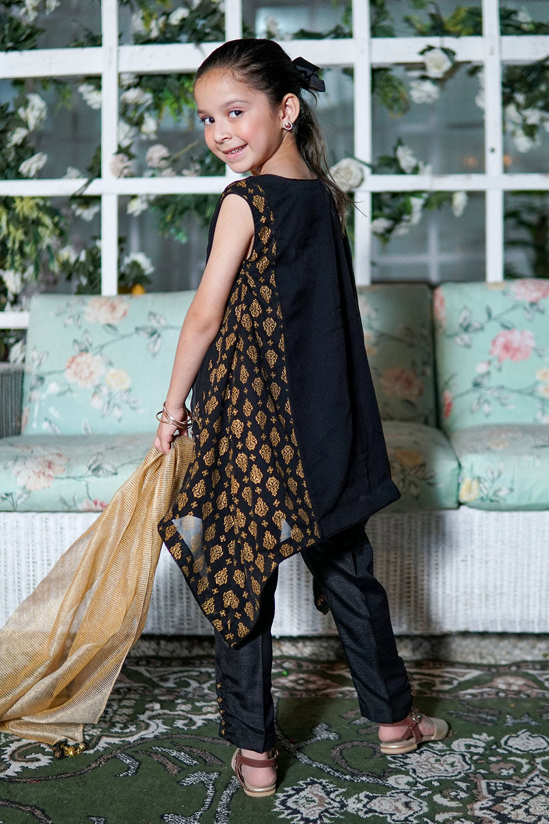SANA'S red embroidered chiffon suit Pakistan Eid