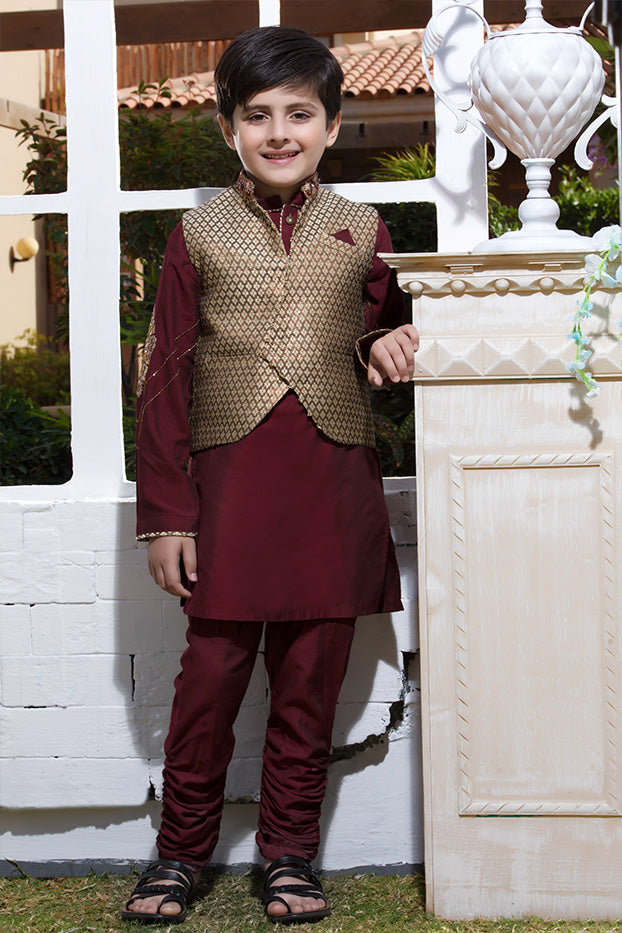 Embroidered Raw Silk Waist Coat Ethnic Suit | WC1718 | B528 - SANA'S