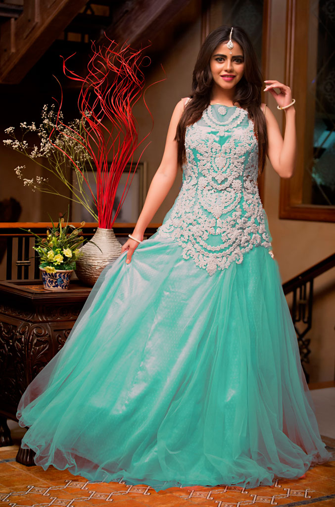 Embroidered Net Maxi | FC16 | 120641 - SANA'S