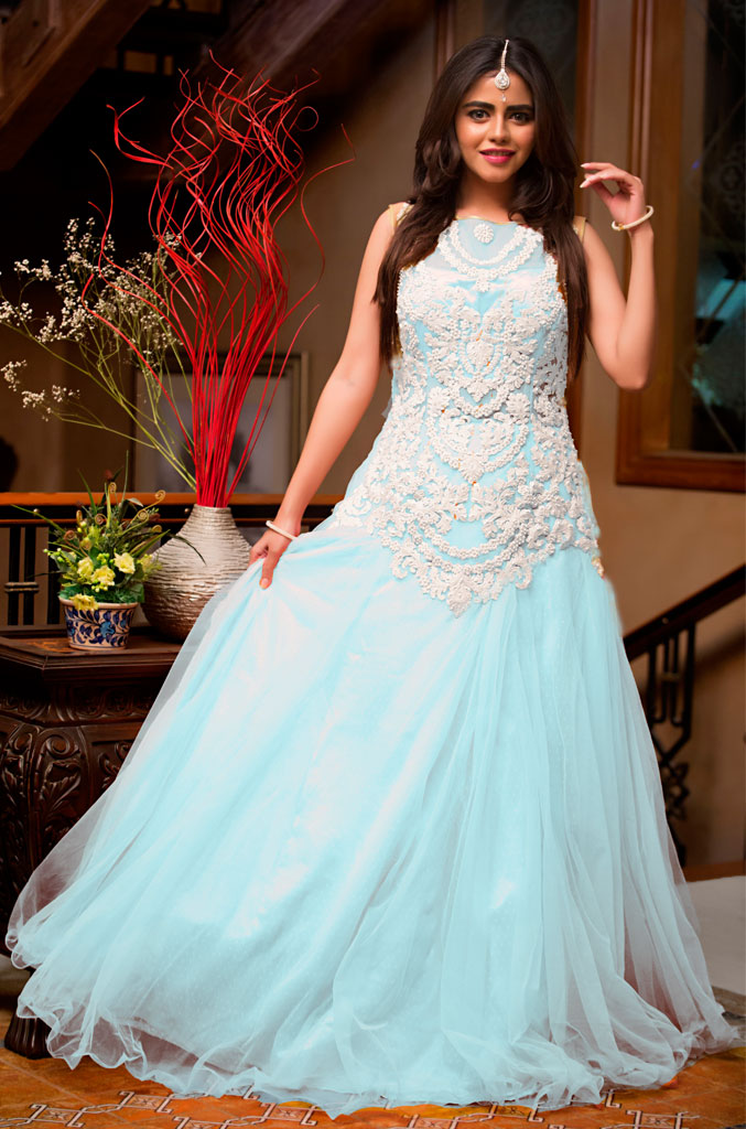 Embroidered Net Maxi | FC16 | 120641 - SANA'S