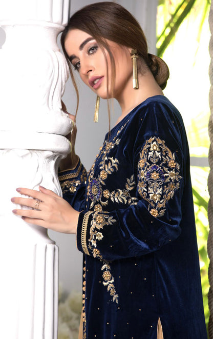 Gold Embroidered Velvet Lehenga Suit | WWC18 | L789 - SANA'S